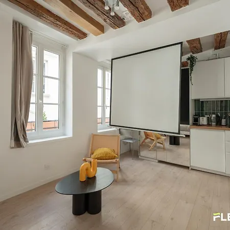 Appartement Chaleureux Marais 3e Plein De Charme *
